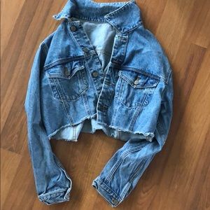 Brandy Melville cropped jean jacket